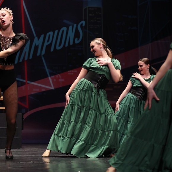 Green Peasant Style Dance Costume Dress size medium adult - Picture 2 of 3